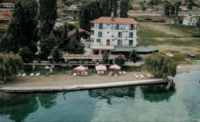 Hotel Victoria, Pogradec